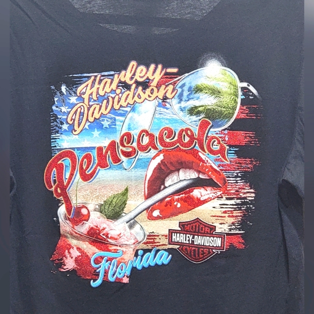 Harley-Davidson Glossy Red Lips Graphic Black Tee Shirt Women's Size Medium - Picture 2 of 6